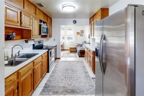 Villa ou maison à vendre à Homestead, Floride: 3 chambres, 99.59 m2 № 2068920 - photo 16