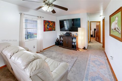 Villa ou maison à vendre à Homestead, Floride: 3 chambres, 99.59 m2 № 2068920 - photo 7