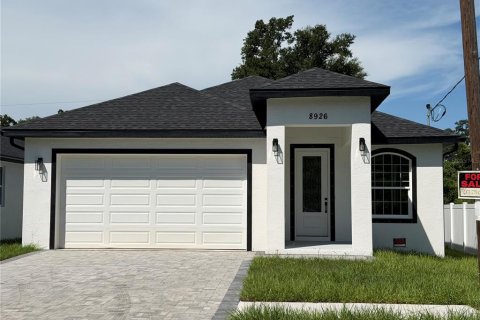 Villa ou maison à Tampa, Floride 4 chambres, 188.59 m2 № 2358912