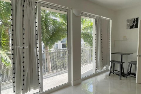 Copropriété à louer à Miami, Floride: 1 chambre, 77.57 m2 № 1929809 - photo 8