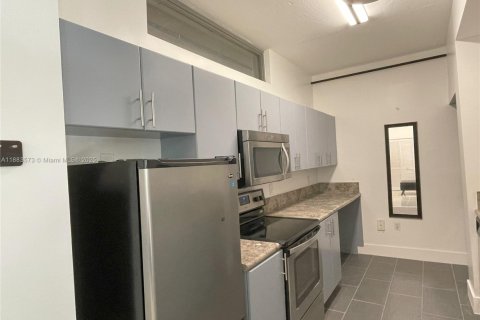 Copropriété à louer à Miami, Floride: 1 chambre, 77.57 m2 № 1929809 - photo 5