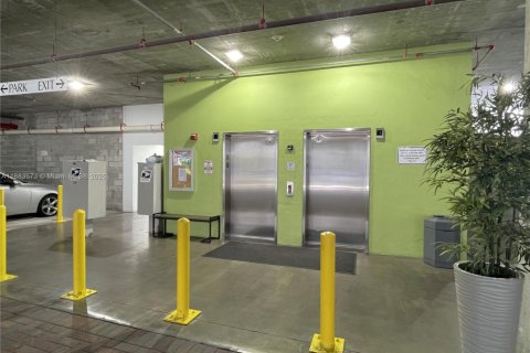 Copropriété à louer à Miami, Floride: 1 chambre, 77.57 m2 № 1929809 - photo 29