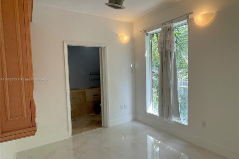 Copropriété à louer à Miami, Floride: 1 chambre, 77.57 m2 № 1929809 - photo 18