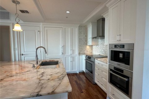 Снять в аренду кондоминиум в Сарасота, Флорида 2 комнаты, 126.72м2, № 1615571 - фото 5