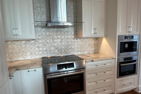 Снять в аренду кондоминиум в Сарасота, Флорида 2 комнаты, 126.72м2, № 1615571 - фото 6