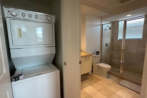 Снять в аренду кондоминиум в Сарасота, Флорида 2 комнаты, 126.72м2, № 1615571 - фото 24