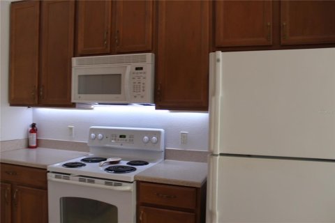 House in Edgewater, Florida 3 bedrooms, 154.22 sq.m. № 1885980 - photo 22