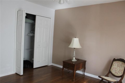 House in Edgewater, Florida 3 bedrooms, 154.22 sq.m. № 1885980 - photo 10
