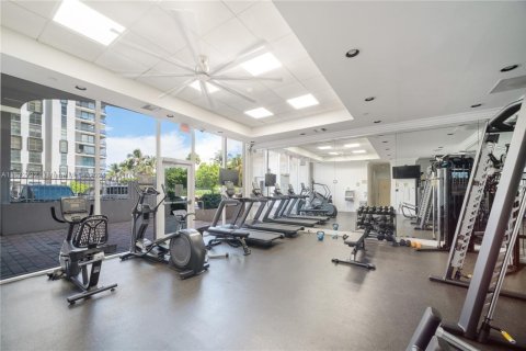 Copropriété à vendre à Surfside, Floride: 2 chambres, 147.71 m2 № 1864505 - photo 7