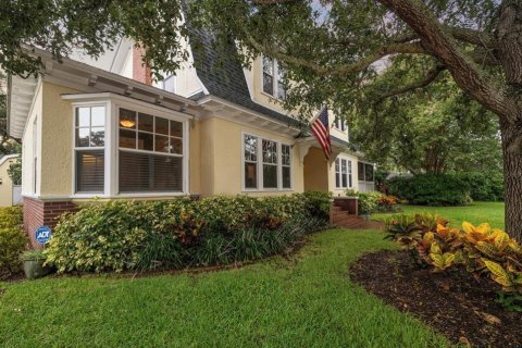 House in Dunedin, Florida 3 bedrooms, 242.85 sq.m. № 1845307 - photo 29