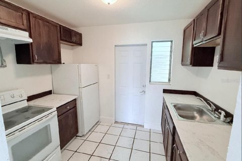 Apartment in Port Charlotte, Florida 2 bedrooms, 69.12 sq.m. № 1755256 - photo 5