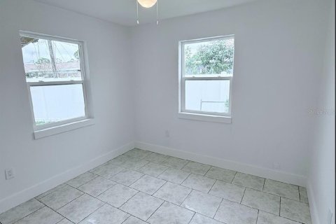Apartment in Port Charlotte, Florida 2 bedrooms, 69.12 sq.m. № 1755256 - photo 7