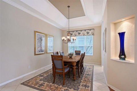 House in University Park, Florida 2 bedrooms, 199.37 sq.m. № 1750496 - photo 6