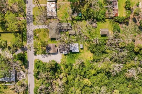 Commercial property in New Port Richey, Florida 2 bedrooms, 111.95 sq.m. № 2199597 - photo 29