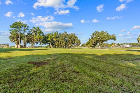 Commercial property in Summerfield, Florida 557.41 sq.m. № 2384287 - photo 26