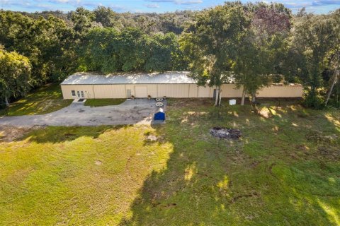 Commercial property in Summerfield, Florida 557.41 sq.m. № 2384287