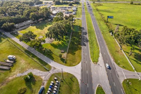 Commercial property in Summerfield, Florida 557.41 sq.m. № 2384287 - photo 23