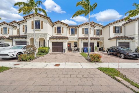 Townhouse in Miami, Florida 3 bedrooms, 133.87 sq.m. № 2386242 - photo 27