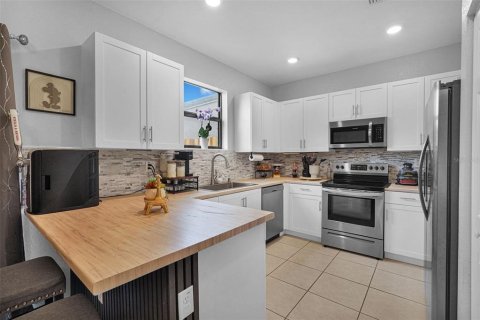 Townhouse in Miami, Florida 3 bedrooms, 133.87 sq.m. № 2386242 - photo 5