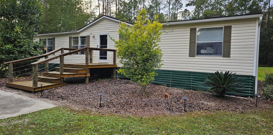 Casa en Green Cove Springs, Florida 3 dormitorios, 150.5 m2 № 820820