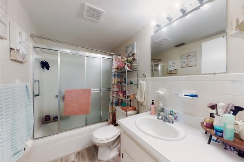 Condominio en venta en Daytona Beach, Florida, 2 dormitorios, 78.04 m2 № 1719020 - foto 26