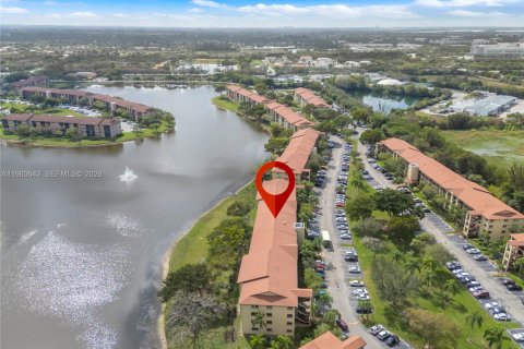 Condominio en venta en Pembroke Pines, Florida, 2 dormitorios, 112.13 m2 № 2023490 - foto 30