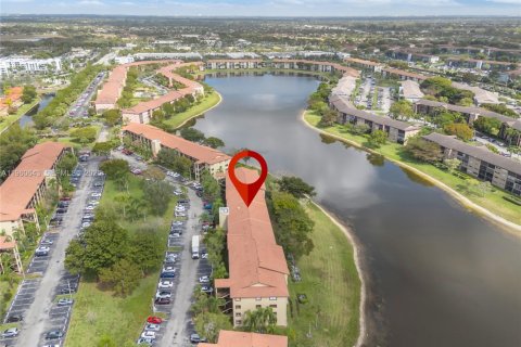 Condominio en venta en Pembroke Pines, Florida, 2 dormitorios, 112.13 m2 № 2023490 - foto 26