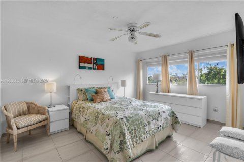 Condominio en venta en Pembroke Pines, Florida, 2 dormitorios, 112.13 m2 № 2023490 - foto 12