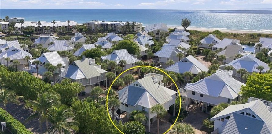 House in Boca Grande, Florida 3 bedrooms, 143.07 sq.m. № 2430532