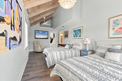 House in Boca Grande, Florida 3 bedrooms, 143.07 sq.m. № 2430532 - photo 22