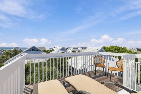 House in Boca Grande, Florida 3 bedrooms, 143.07 sq.m. № 2430532 - photo 30