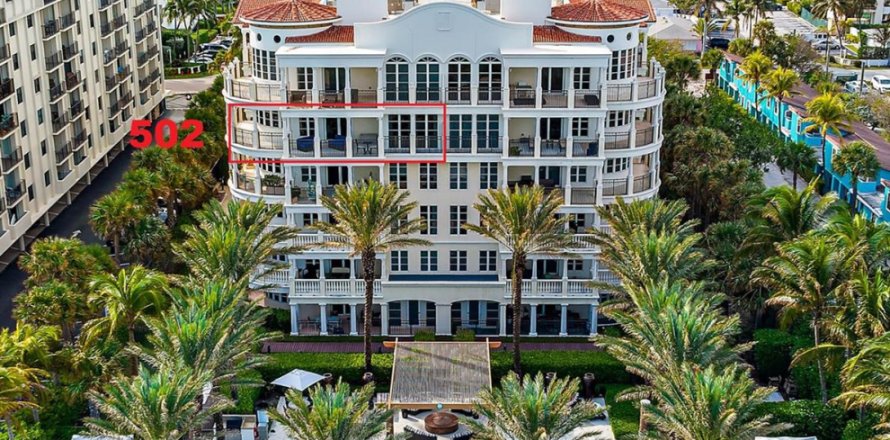 Condo in Palm Beach Shores, Florida, 3 bedrooms № 2082023