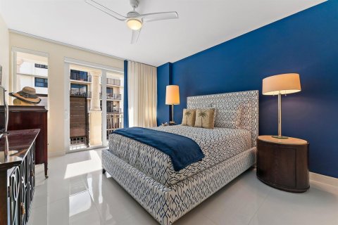 Condo in Palm Beach Shores, Florida, 3 bedrooms № 2082023 - photo 26