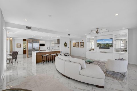 Condo in Palm Beach Shores, Florida, 3 bedrooms № 2082023 - photo 5