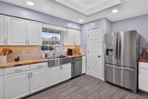 Casa en venta en Leesburg, Florida, 4 dormitorios, 187.48 m2 № 2386450 - foto 10