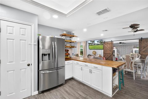 Casa en venta en Leesburg, Florida, 4 dormitorios, 187.48 m2 № 2386450 - foto 12