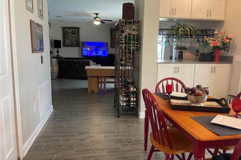 House in Davenport, Florida 5 bedrooms, 344.76 sq.m. № 1854365 - photo 6