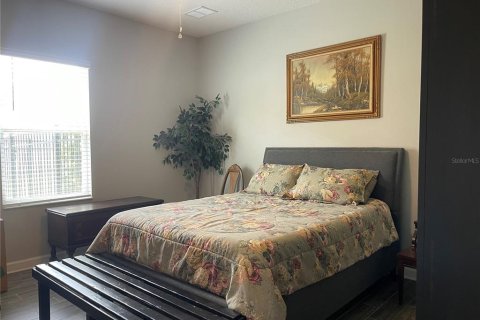 House in Davenport, Florida 5 bedrooms, 344.76 sq.m. № 1854365 - photo 15