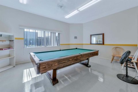 Condominio en venta en Lantana, Florida, 2 dormitorios, 101.73 m2 № 841882 - foto 1