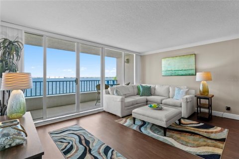 Copropriété à vendre à Saint Petersburg, Floride: 3 chambres, 116.59 m2 № 2398888 - photo 9