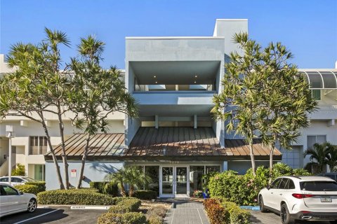 Copropriété à vendre à Saint Petersburg, Floride: 3 chambres, 116.59 m2 № 2398888 - photo 2