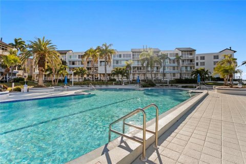 Copropriété à vendre à Saint Petersburg, Floride: 3 chambres, 116.59 m2 № 2398888 - photo 30