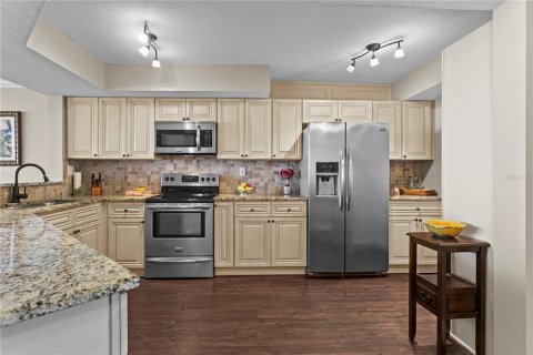 Copropriété à vendre à Saint Petersburg, Floride: 3 chambres, 116.59 m2 № 2398888 - photo 19