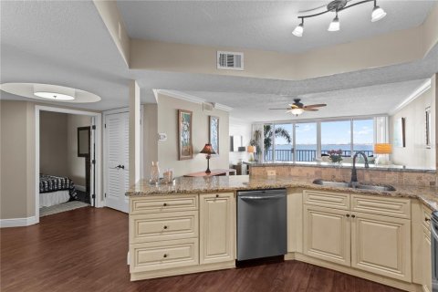 Copropriété à vendre à Saint Petersburg, Floride: 3 chambres, 116.59 m2 № 2398888 - photo 16