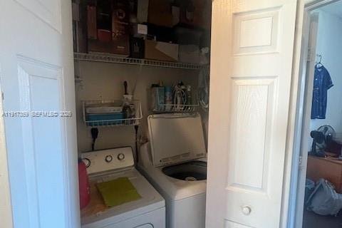 Touwnhouse à louer à Doral, Floride: 3 chambres, 135.82 m2 № 2016710 - photo 22