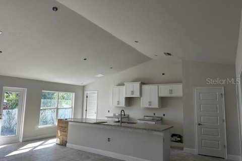 House in Venice, Florida 3 bedrooms, 196.67 sq.m. № 1300565 - photo 2