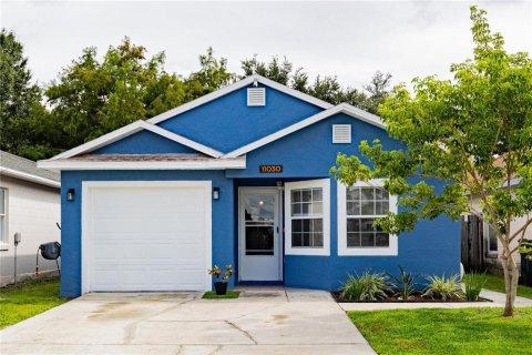 House in Orlando, Florida 3 bedrooms, 102.47 sq.m. № 2358646