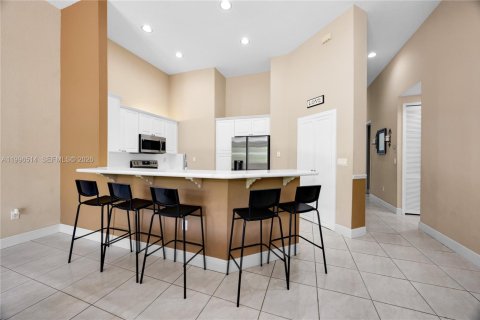 House in Palmetto Bay, Florida 4 bedrooms, 172.43 sq.m. № 2058254 - photo 12