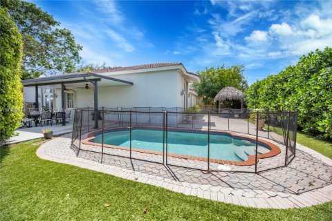 House in Palmetto Bay, Florida 4 bedrooms, 172.43 sq.m. № 2058254 - photo 18