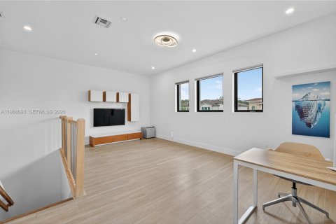 Купить виллу или дом в Холливуд, Флорида 3 спальни, 241.73м2, № 2050569 - фото 26